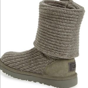 1 HOUR ONLY SALE🎇UGG CLASSIC CARDY SWEATER BOOT